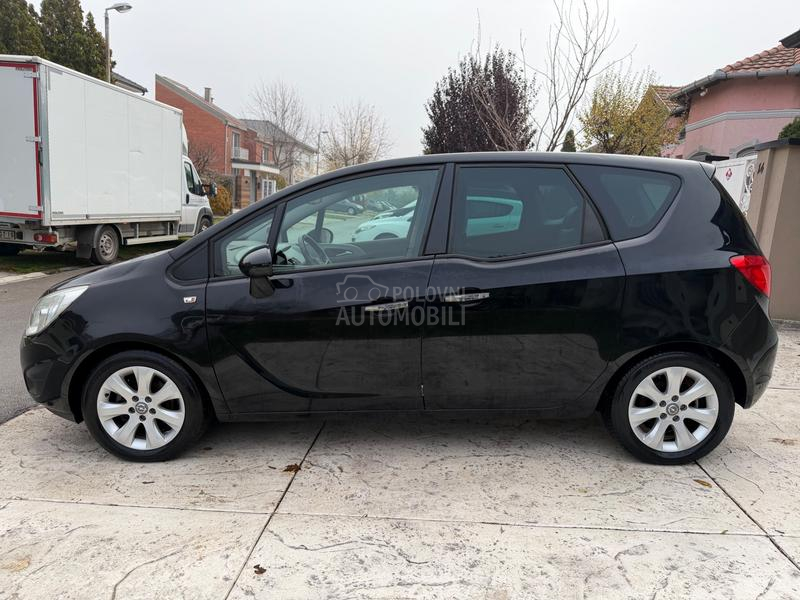 Opel Meriva 1.4 16V COSMO