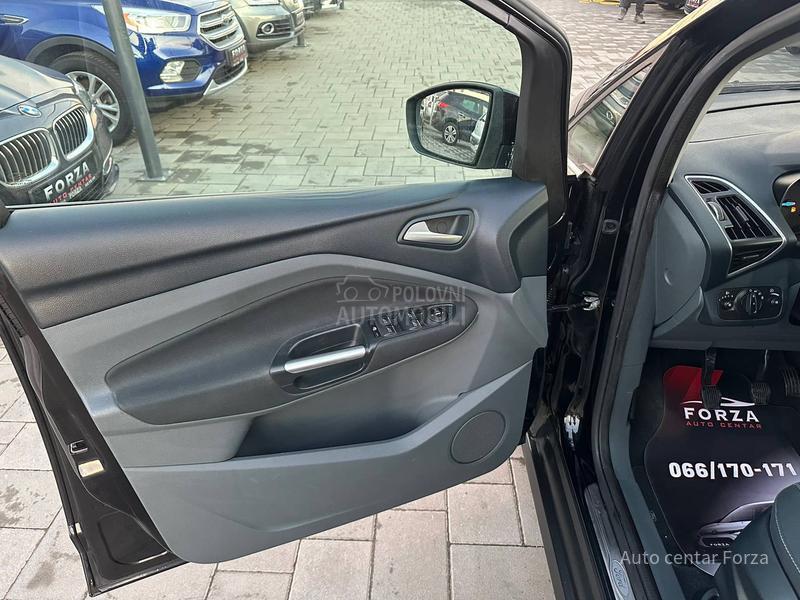 Ford C-Max 152 000 k m