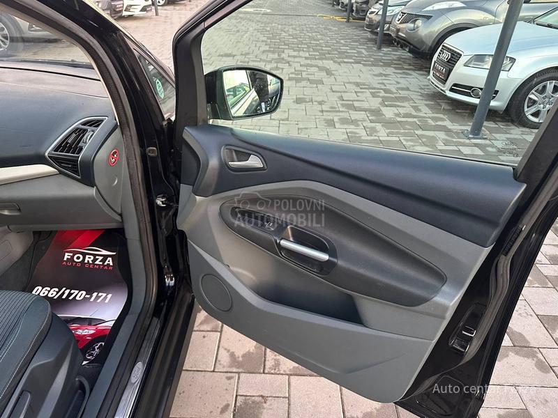 Ford C-Max 152 000 k m