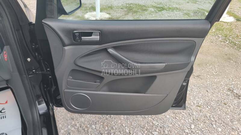 Ford C-Max 2.0i 16v /TITANIUM/