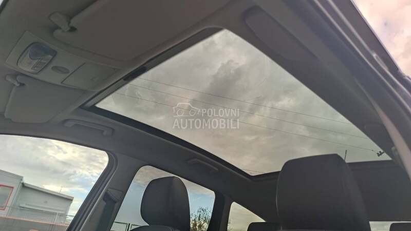 Ford C-Max 2.0i 16v /TITANIUM/