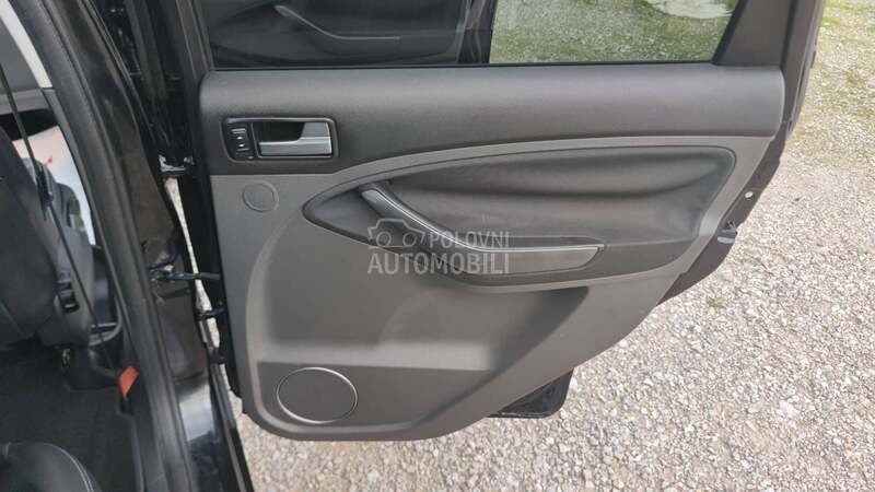 Ford C-Max 2.0i 16v /TITANIUM/