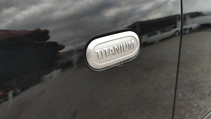 Ford C-Max 2.0i 16v /TITANIUM/