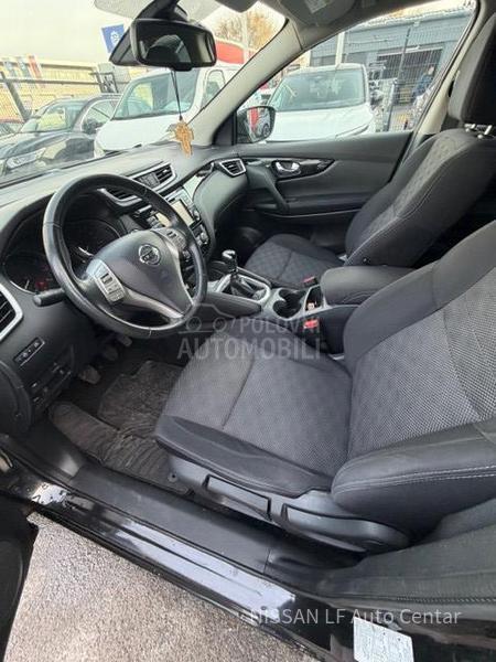 Nissan Qashqai 1.2 MT NCONNECTA