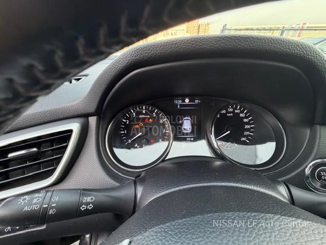 Nissan Qashqai 1.2 MT NCONNECTA
