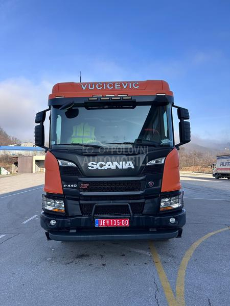 Scania P440