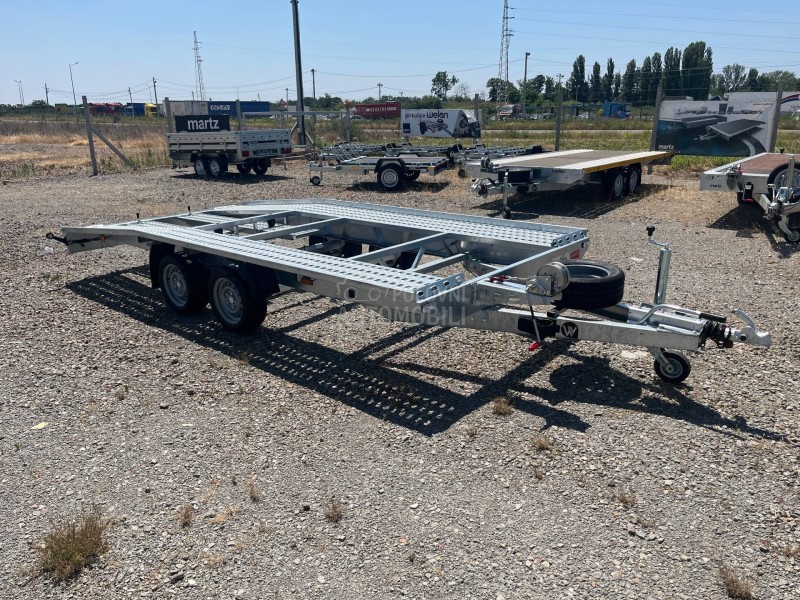 Nova REBEL 4.5m 2,7t zakosena