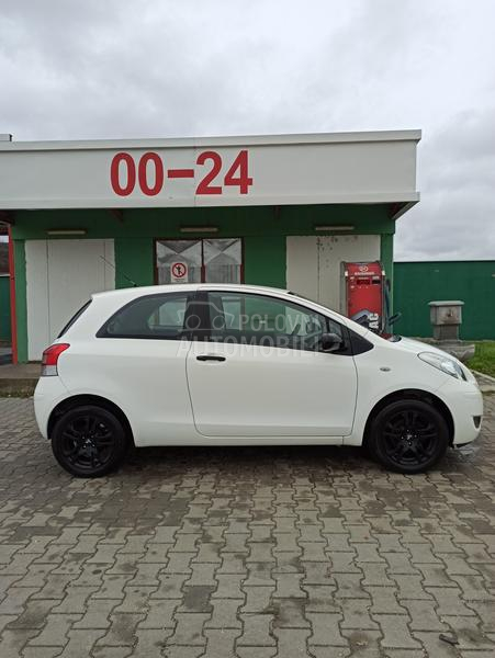 Toyota Yaris 1.0