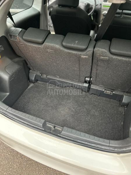 Toyota Yaris 1.0