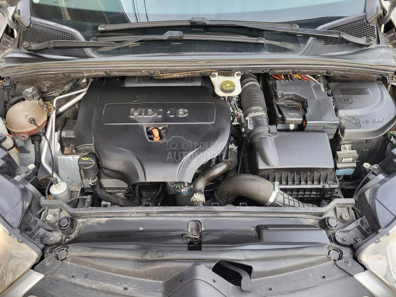 Citroen C4 2.0hdi exklusive NOV