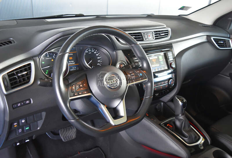 Nissan Qashqai 1.3 DIG-T Tekna