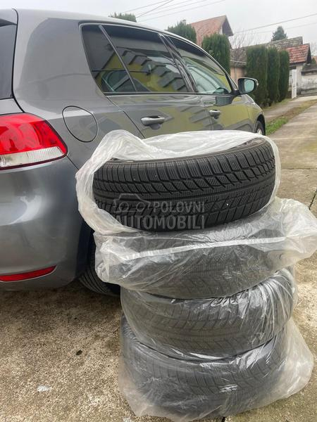 Volkswagen Golf 6 1.4 tsi  Bi Xenon