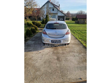 Astra H GTC levo stop svetlo za Opel Astra H od 2004. do 2010. god.