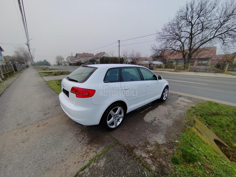 Audi A3 1600
