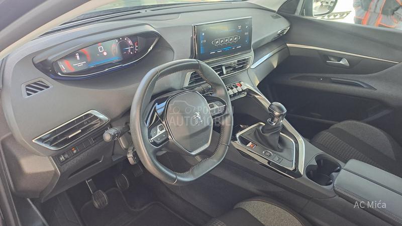Peugeot 3008 1.2NAV LED ALU 72000