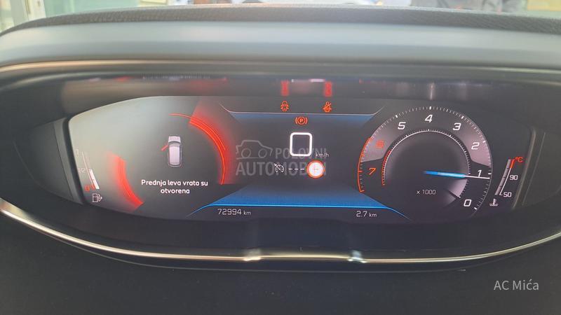 Peugeot 3008 1.2NAV LED ALU 72000