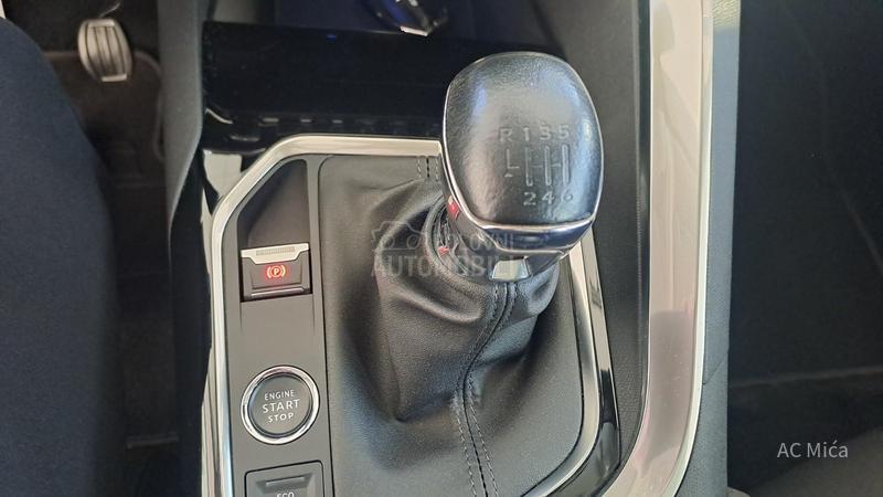 Peugeot 3008 1.2NAV LED ALU 72000