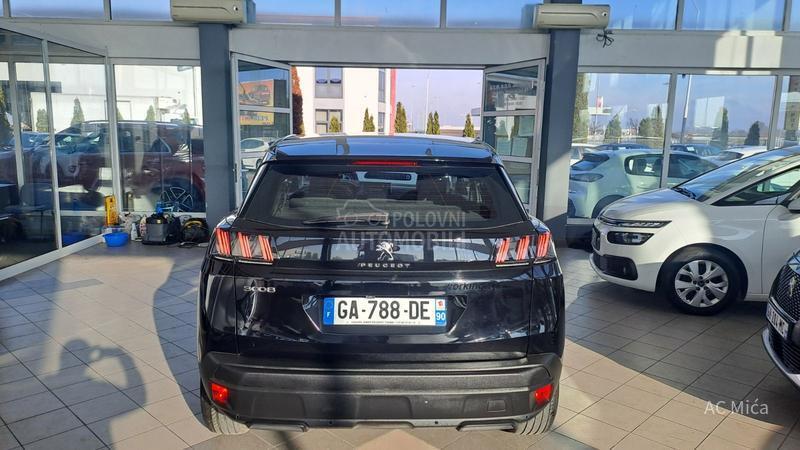 Peugeot 3008 1.2NAV LED ALU 72000