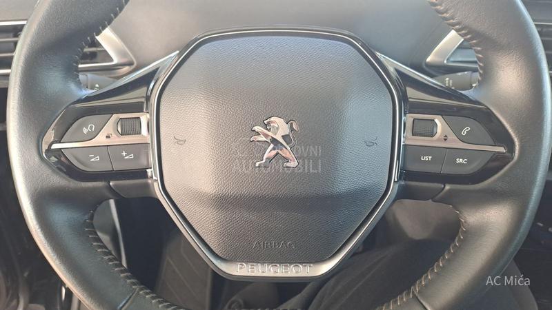 Peugeot 3008 1.2NAV LED ALU 72000