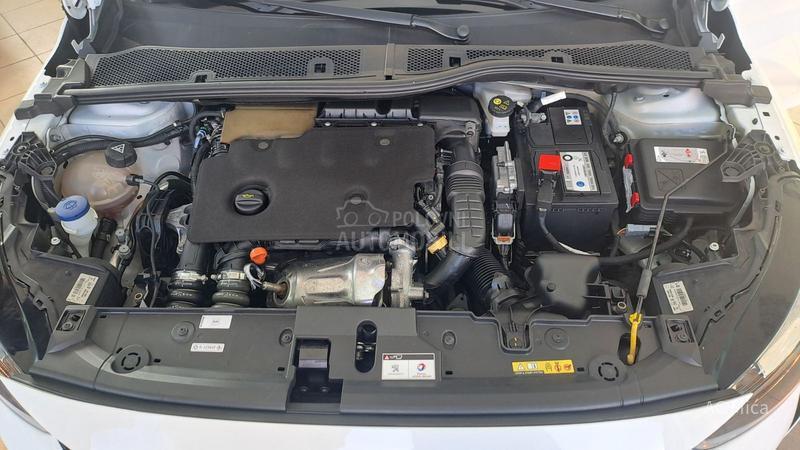 Peugeot 208 1.5 BLU NAV LED USB