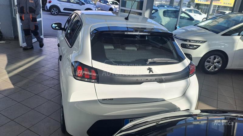 Peugeot 208 1.5 BLU NAV LED USB