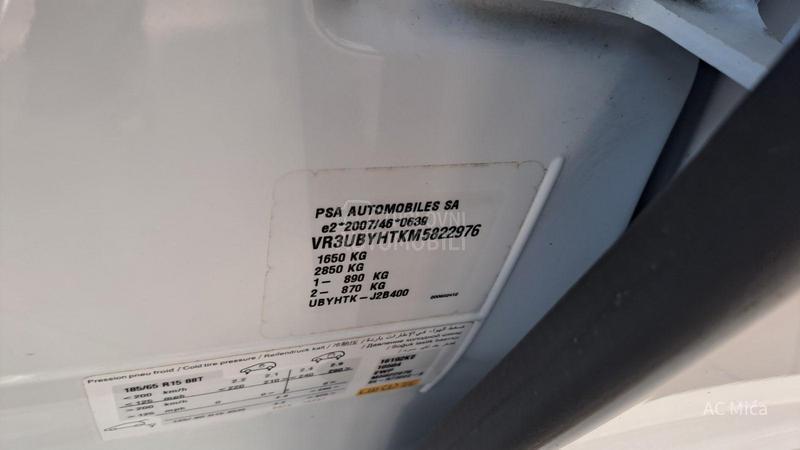 Peugeot 208 1.5 BLU NAV LED USB