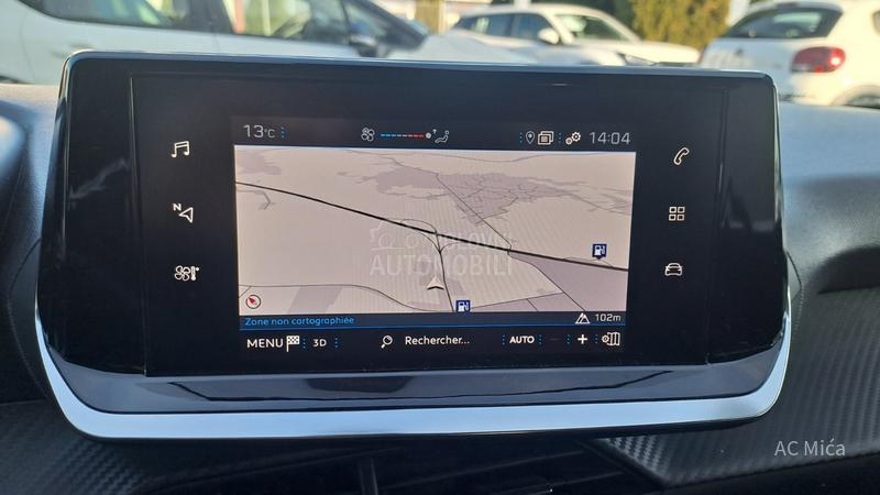 Peugeot 208 1.5 BLU NAV LED USB