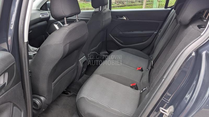 Peugeot 308 1.6 blue HDI