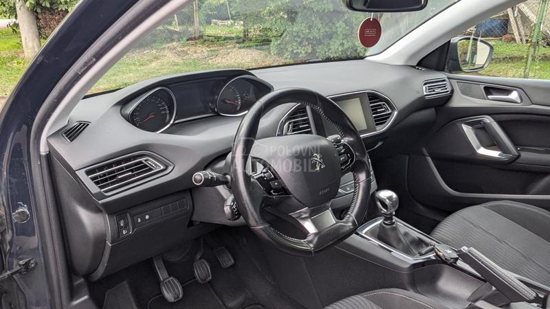 Peugeot 308 1.6 blue HDI