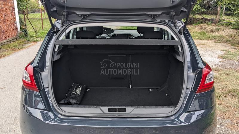 Peugeot 308 1.6 blue HDI