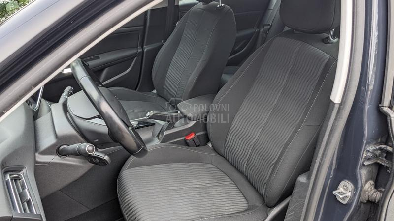 Peugeot 308 1.6 blue HDI