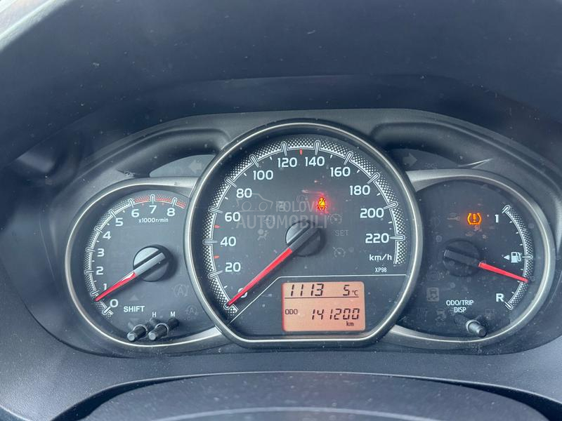 Toyota Yaris 1.33