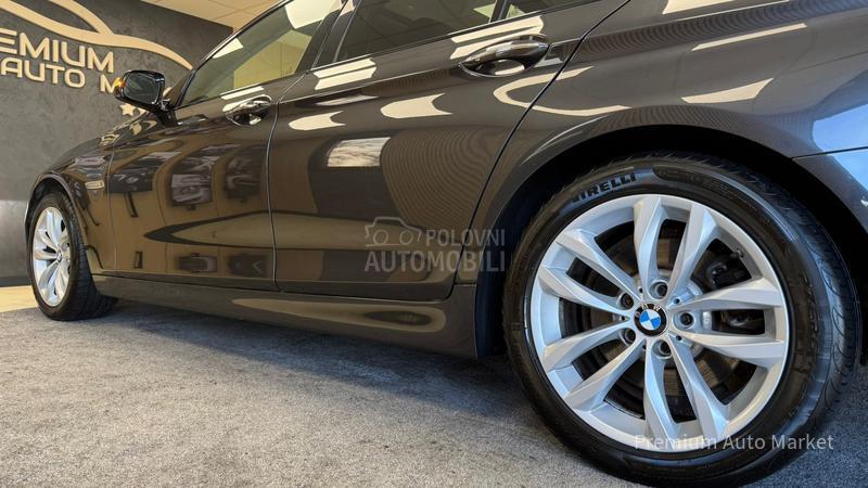 BMW 520 //2.0d/RESTY/PANO///