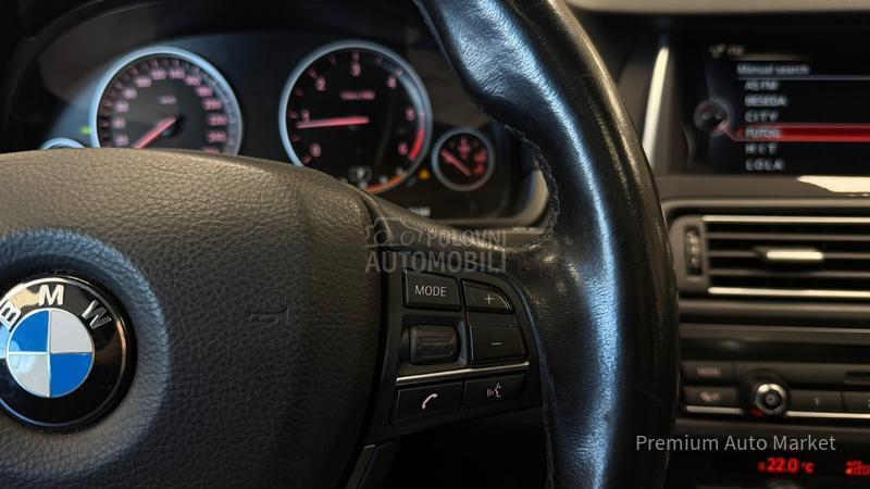 BMW 520 //2.0d/RESTY/PANO///