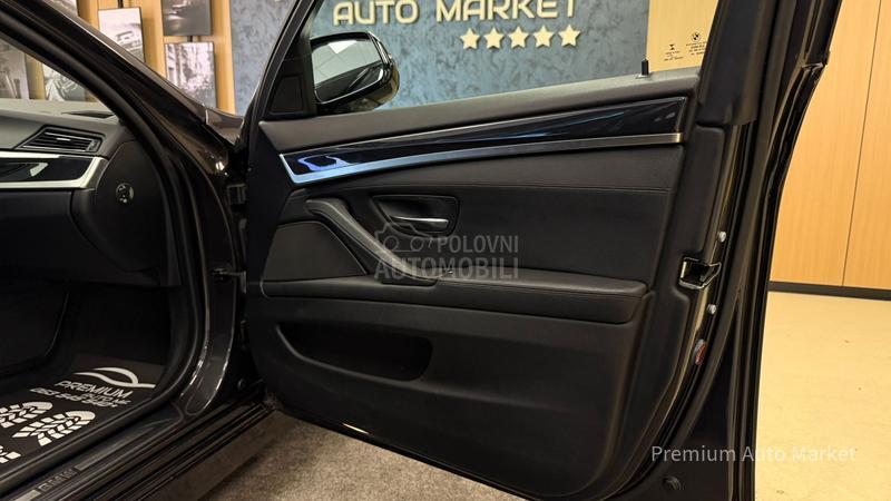 BMW 520 //2.0d/RESTY/PANO///
