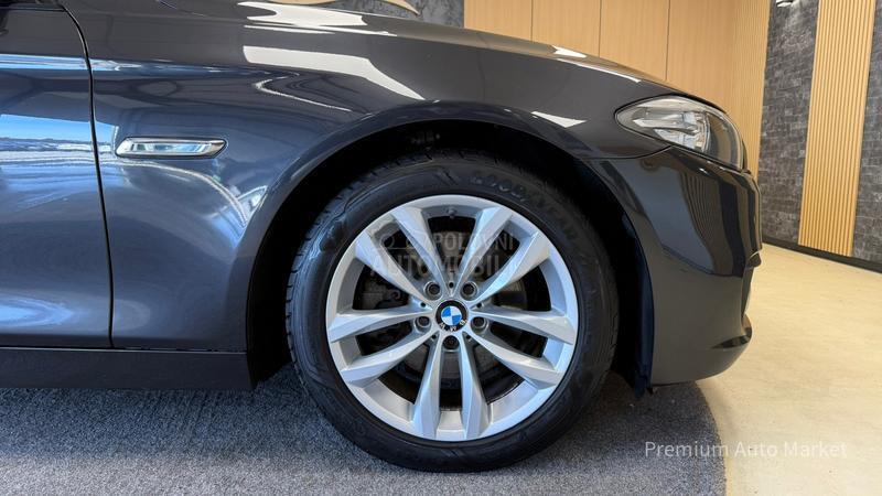 BMW 520 //2.0d/RESTY/PANO///