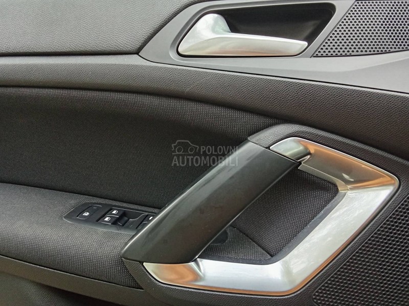 Peugeot 308 VIRTUAL ALLURE
