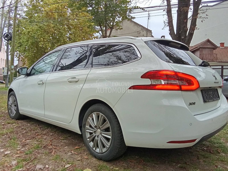 Peugeot 308 VIRTUAL ALLURE