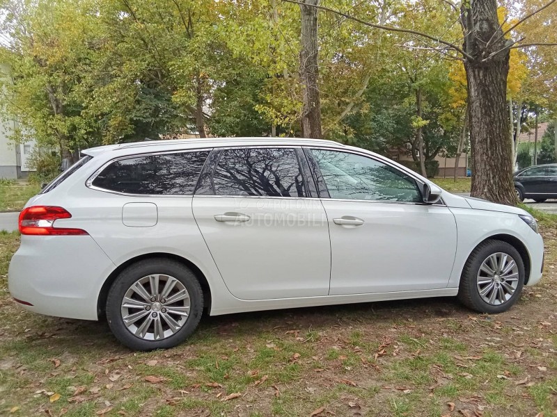 Peugeot 308 VIRTUAL ALLURE