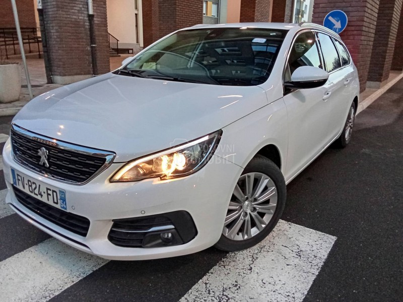 Peugeot 308 VIRTUAL ALLURE