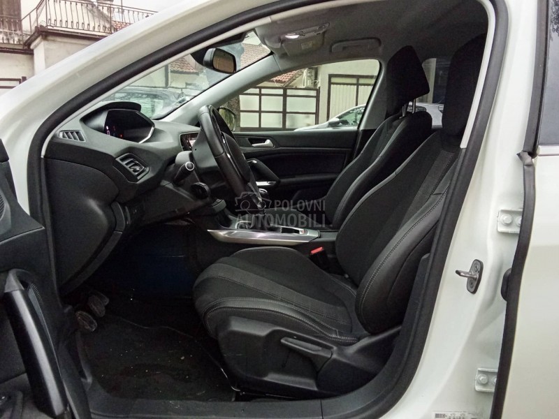 Peugeot 308 VIRTUAL ALLURE