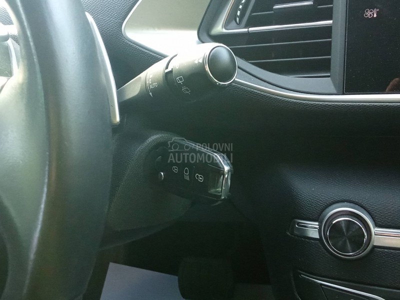 Peugeot 308 1,5hdi virual aut