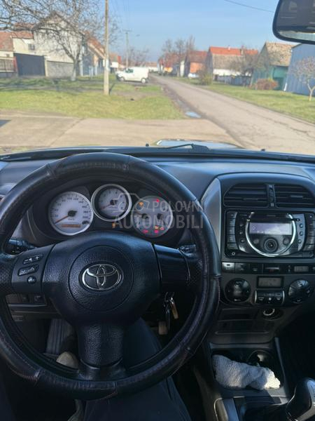 Toyota RAV 4 