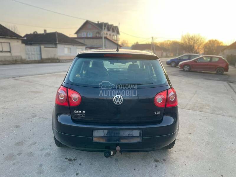 Volkswagen Golf 5 1.9TDI SPORT-LINE