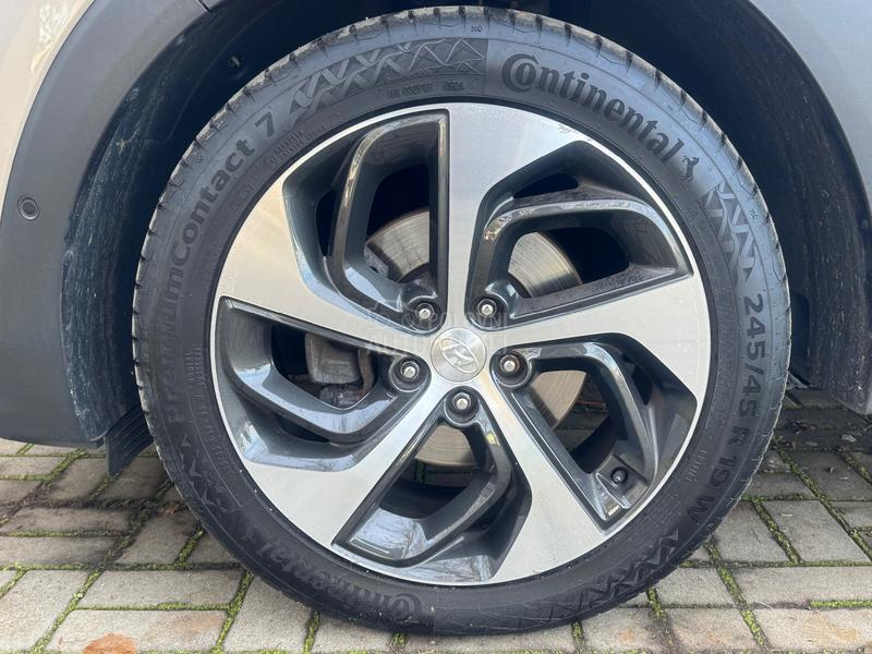 Hyundai Tucson 2.0 CRDI