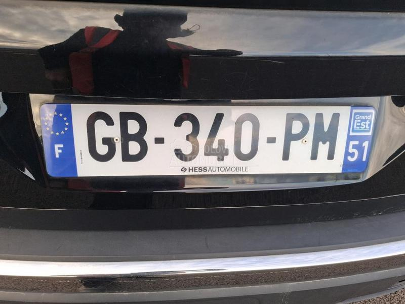 Peugeot 3008 1.5 BLUEHDI ALLURE