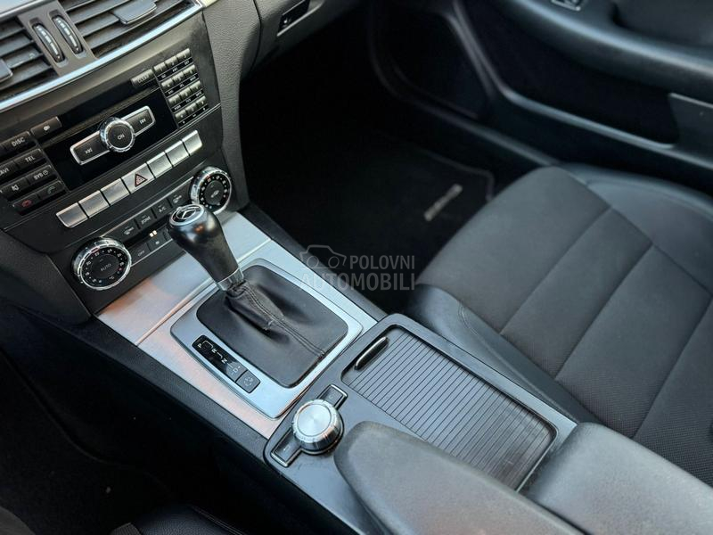 Mercedes Benz C 220 AMG