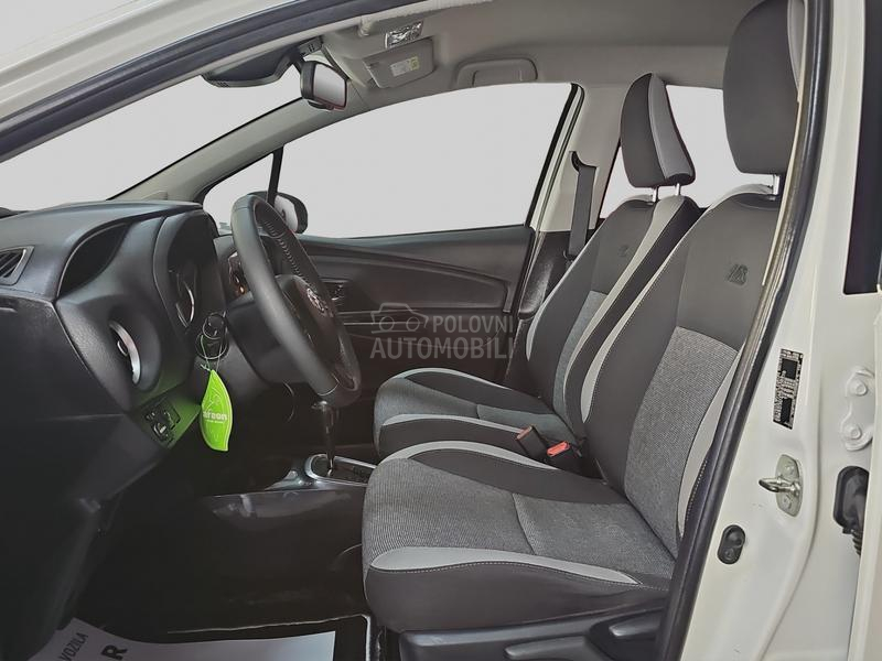 Toyota Yaris HIBRID