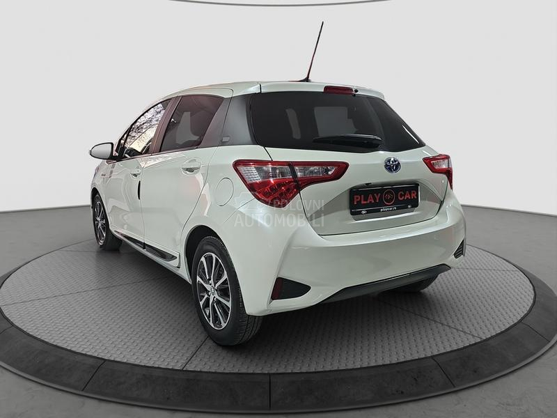 Toyota Yaris HIBRID