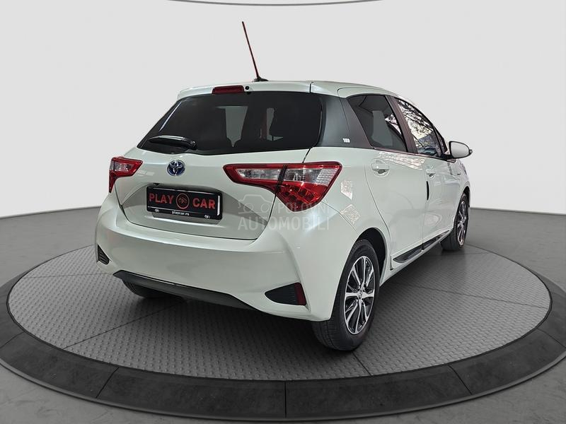 Toyota Yaris HIBRID